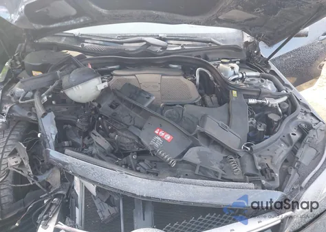 2014 Mercedes-Benz E 350 z USA, uszkodzony, nr VIN WDDHF5KB7EA831869